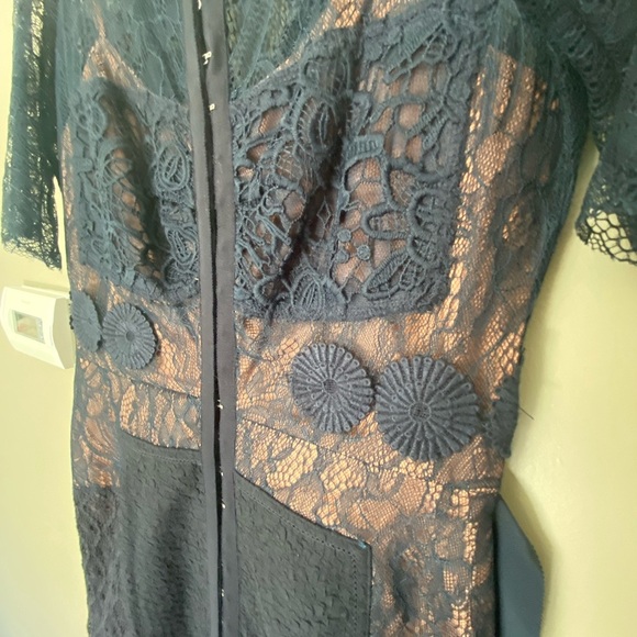 ANTHROPOLOGIE x BYRON LARS •RARE• Beguile Navy Blue Carissima Lace Dress Size 2P - Picture 13 of 14